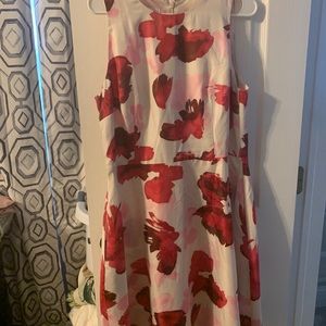 Floral dress No smoking no pet home